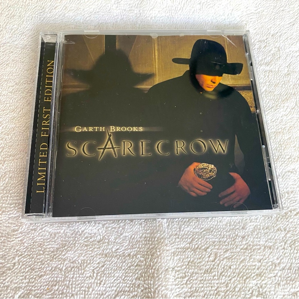 Garth Brooks “Scarecrow” CD